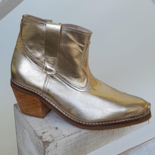 Botas Doradas
