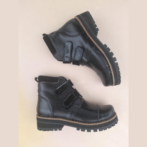 Botas con hebilla