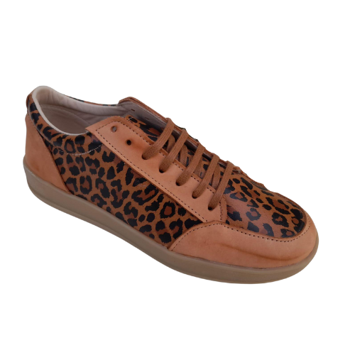 Championes en cuero con estampado animal print
