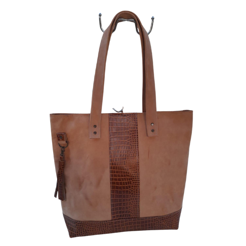 Cartera Tote con Detalle Texturado Central