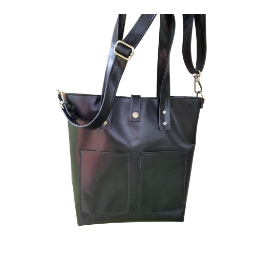 Cartera Negra con Bolsillos Frontales