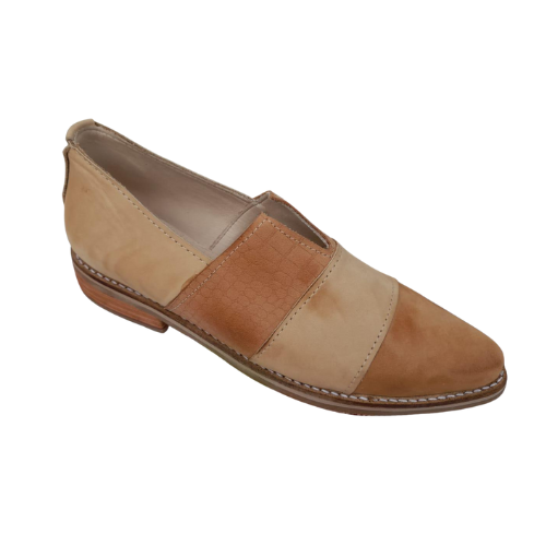 Zapatos de cuero combinados en tonos tierra