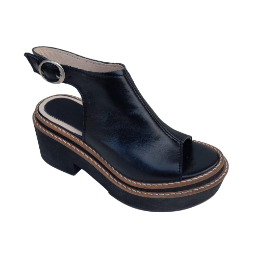 Sandalias de cuero negras con plataforma y hebilla