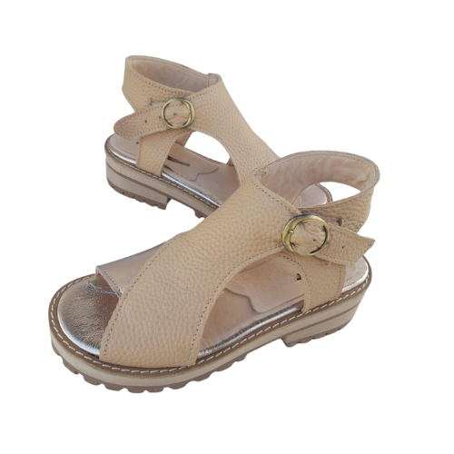Sandalias de cuero nude con doble hebilla