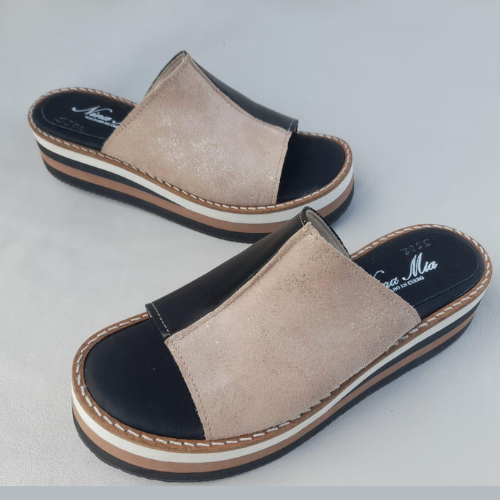Suecos con plataforma en cuero beige y negro