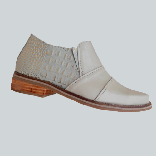 Botinetas cuero off white con detalle reptil